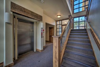 Stunning Ski-In and Ski-Out Mtn Condo with Hot Tub! - image 2