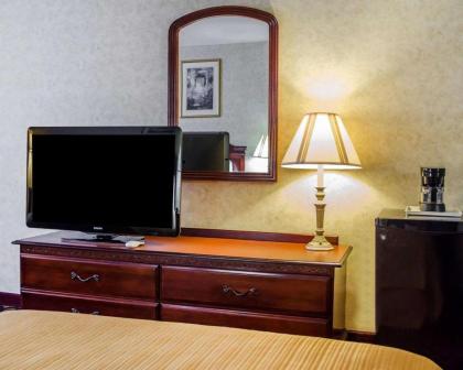 Quality Inn Riverview Enola Harrisburg - image 7