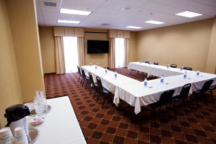 Holiday Inn Express Harrisburg West an IHG Hotel - image 12