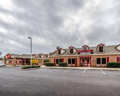 Econo Lodge Inn & Suites Enterprise - image 11