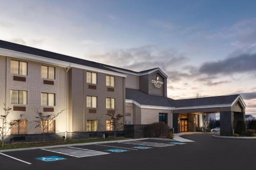 Country Inn & Suites by Radisson Erie PA - main image