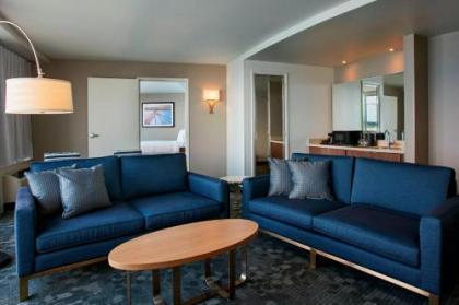 Courtyard by Marriott Erie Bayfront - image 10