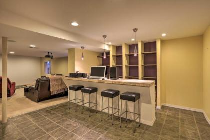 Spacious Group Retreat with Office Gym and More! - image 11