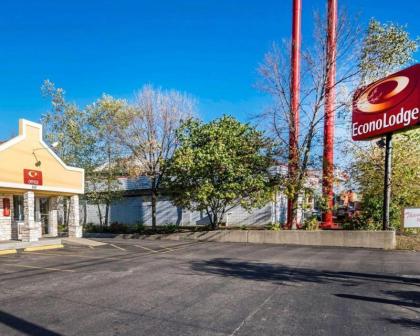 Econo Lodge Erlanger - image 12