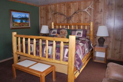 Cowboy Country Inn - image 5