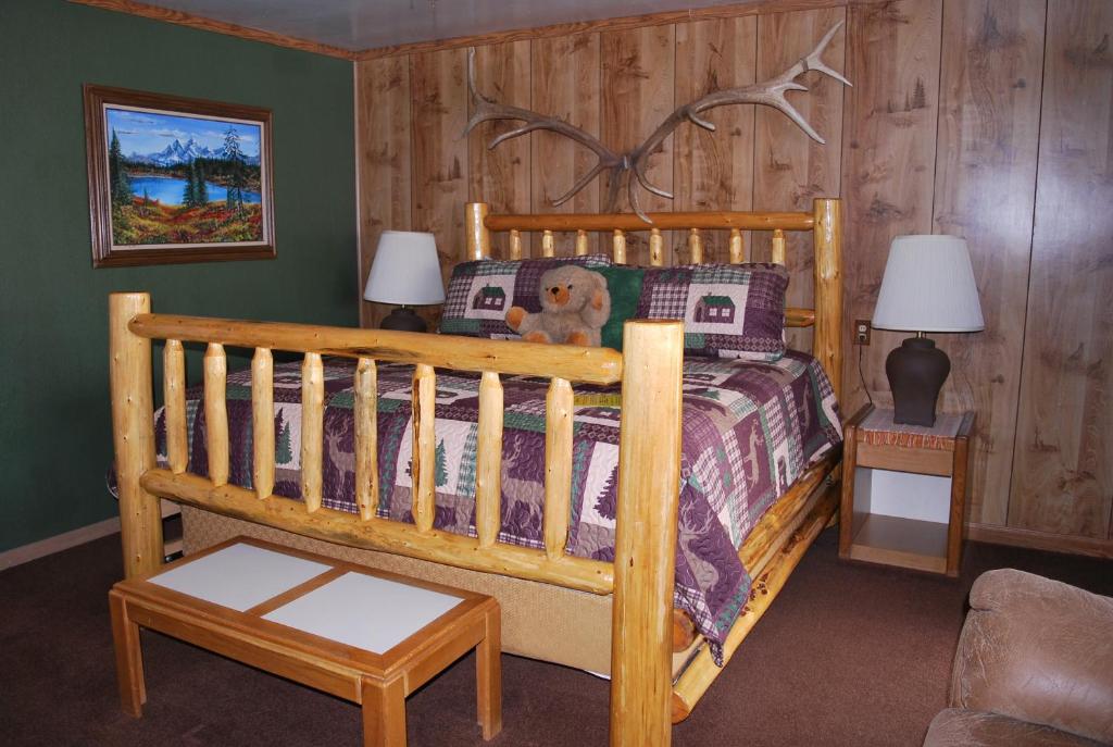 Cowboy Country Inn - image 5