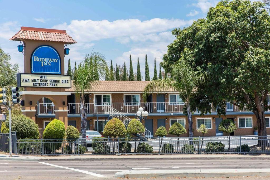 Rodeway Inn Escondido Downtown - main image