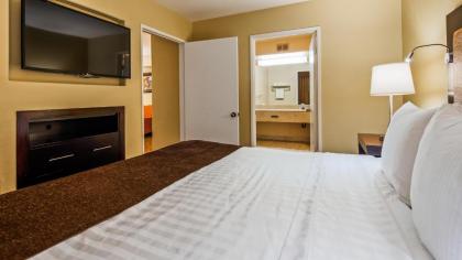 Best Western Escondido Hotel - image 11