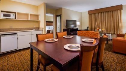 Best Western Escondido Hotel - image 8