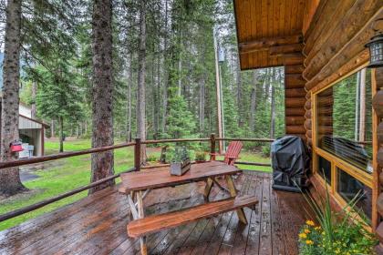 Glacier Park 2BR Log Cabin Best in the West! - image 14