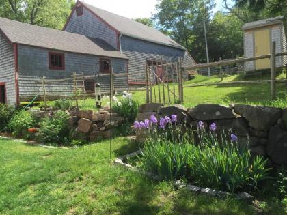 Cedar Hill Farm B & B - image 4