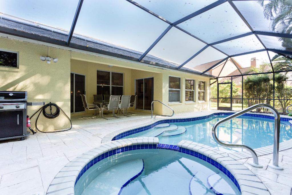 Serene & Attractive 3BR Pool - main image