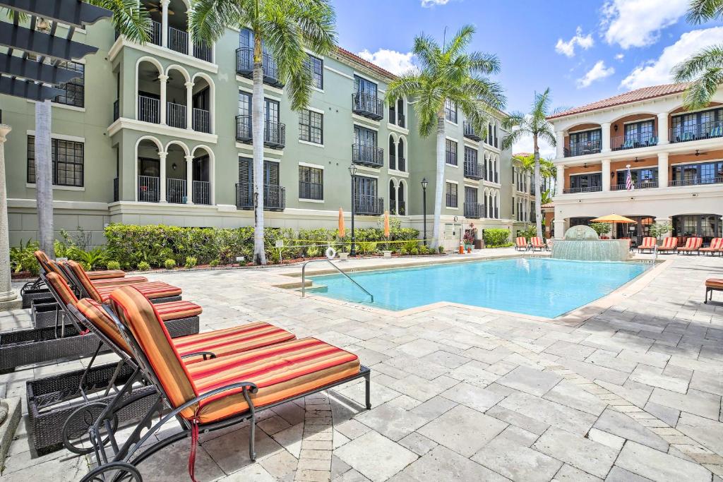 Classy Estero Condo in Heart of Coconut Point - main image