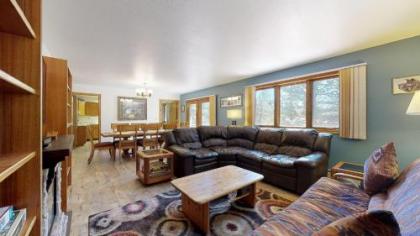 2 Bed 2 Bath Vacation home in Estes Park - image 2