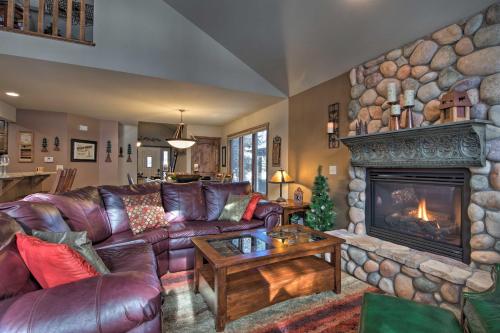 Spacious Estes Park Home on Big Thompson River! - main image