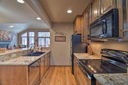 Spacious Estes Park Home on Big Thompson River! - image 2