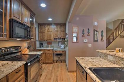 Spacious Estes Park Home on Big Thompson River! - image 4