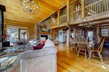 Ultimate Escape in the Rockies Log Home #3150 - image 8