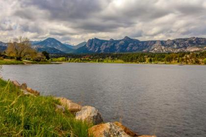 Peaceful Pines in the Rockies - image 18