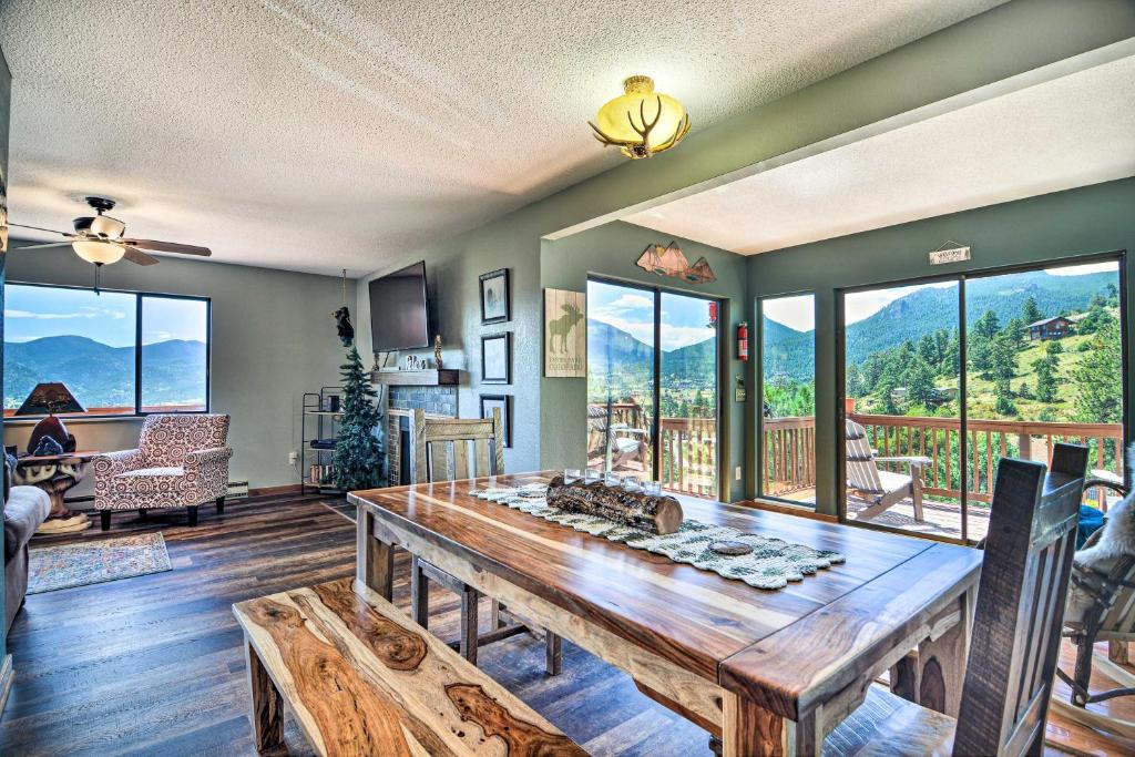 Idyllic Cabin with Grill and Panoramic Mtn Views! - main image