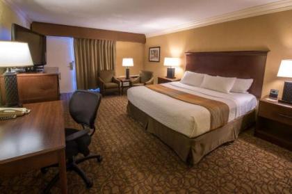 Best Western Inn of the Ozarks - image 3