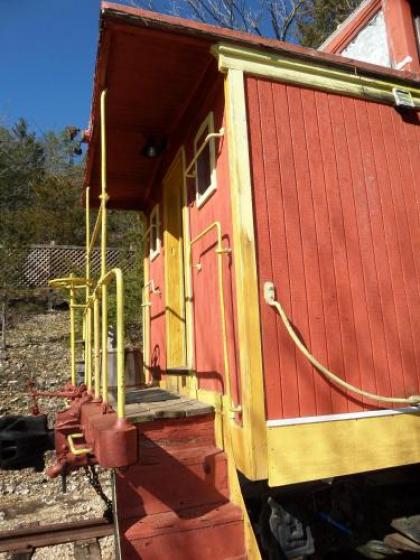 Livingston Junction Cabooses and Cabin