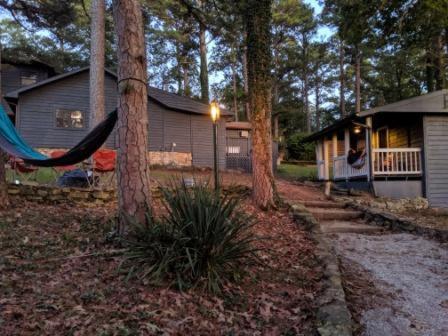 Loblolly Pines Adventure Cabin 2 King - image 3