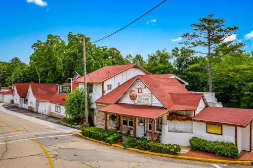 Log Cabin Inn - main image