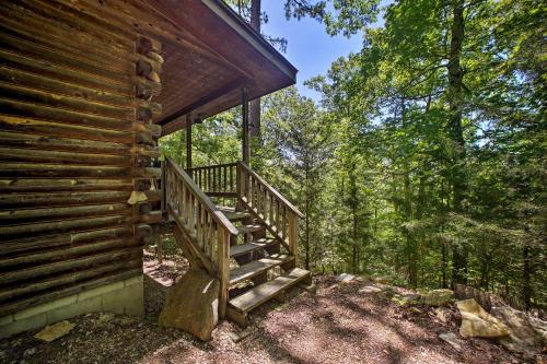 Eureka Springs Studio with Deck Views and BBQ! - image 3