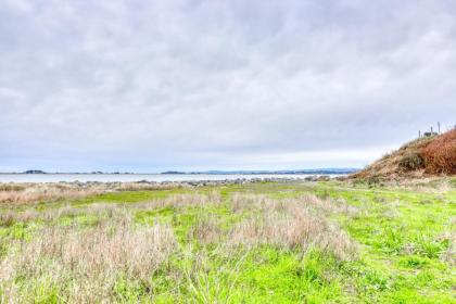 Beach House on Perch - image 12