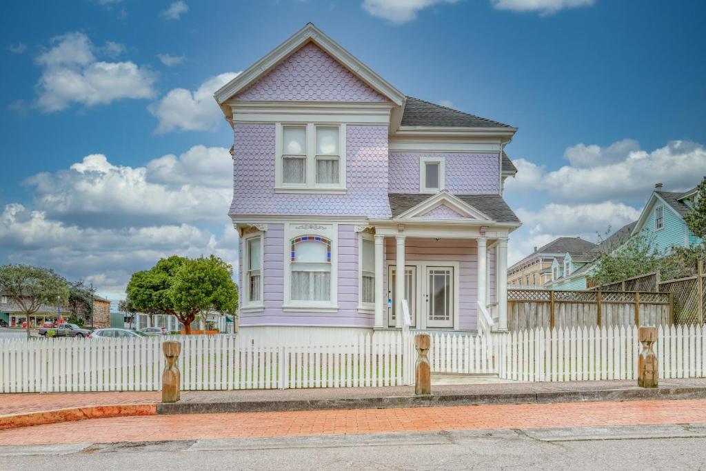 Lilac Victorian - main image