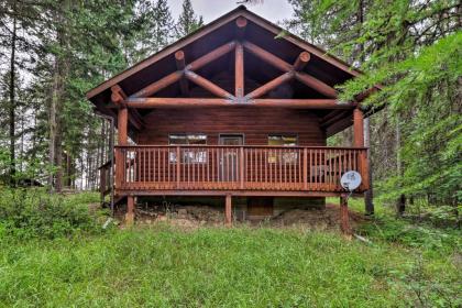 trego Cabin with mountain Views and Lake Access Eureka