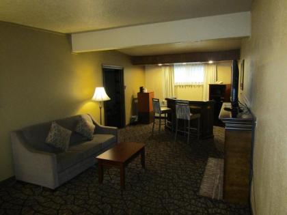 Best Western Dunmar Inn - image 12