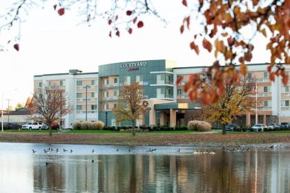 Courtyard by Marriott Evansville East - image 2