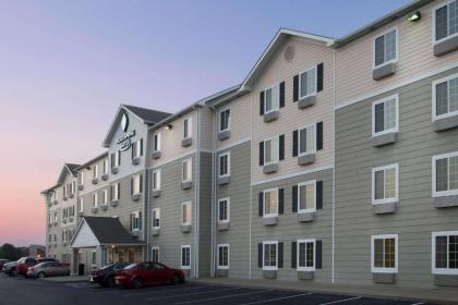 WoodSpring Suites Evansville - image 4