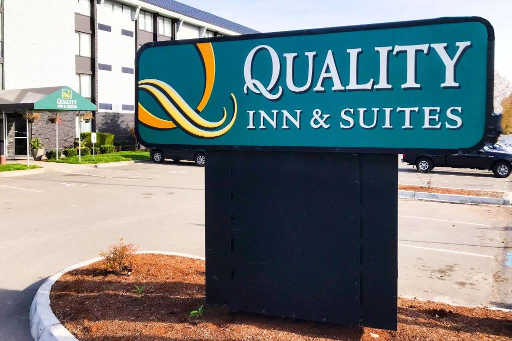 Quality Inn & Suites Everett/Seattle - main image