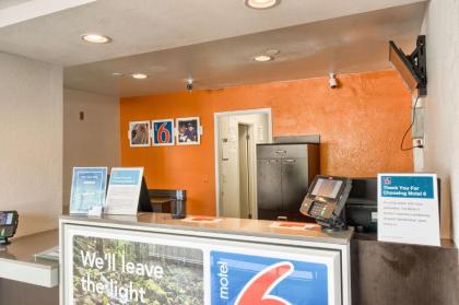 Motel 6-Everett WA - North - image 6