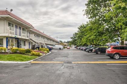 Motel 6-Everett WA - South - image 14