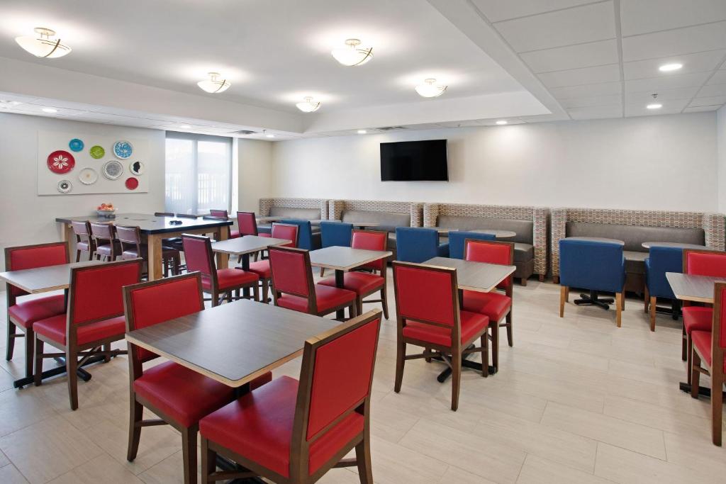 Holiday Inn Express Exton-Lionville an IHG Hotel - image 4