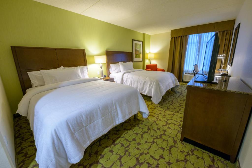 Hilton Garden Inn Exton-West Chester - image 2