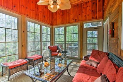 Waterfront Lake Hartwell Cabin with Dock-Near Clemson - image 5