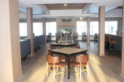 Hyatt Place Fairbanks - image 13