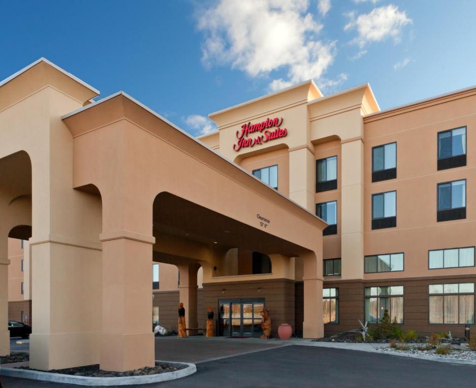 Hampton Inn & Suites Fairbanks - image 5