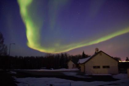 Aurora & Denali View Apartment - image 10