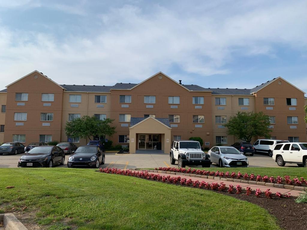 Clarion Inn - image 6