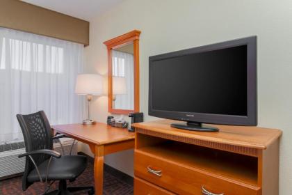 Hampton Inn Dayton/Fairborn - image 8