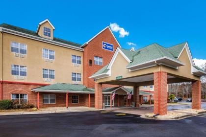 Comfort Inn & Suites - image 2