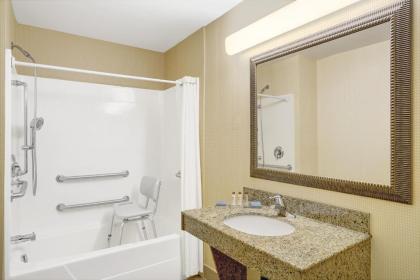 Wingate by Wyndham Atlanta Fairburn - image 2