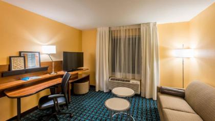 Fairfield Inn & Suites by Marriott Atlanta Fairburn - image 11