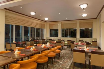 Hilton Garden Inn Fairfax - image 15